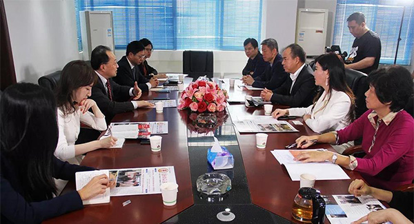Zhang Haiyan, Chairman of Lanhaiwang Enterprise visited the Fujian Chamber of Commerce in Guangdong Province